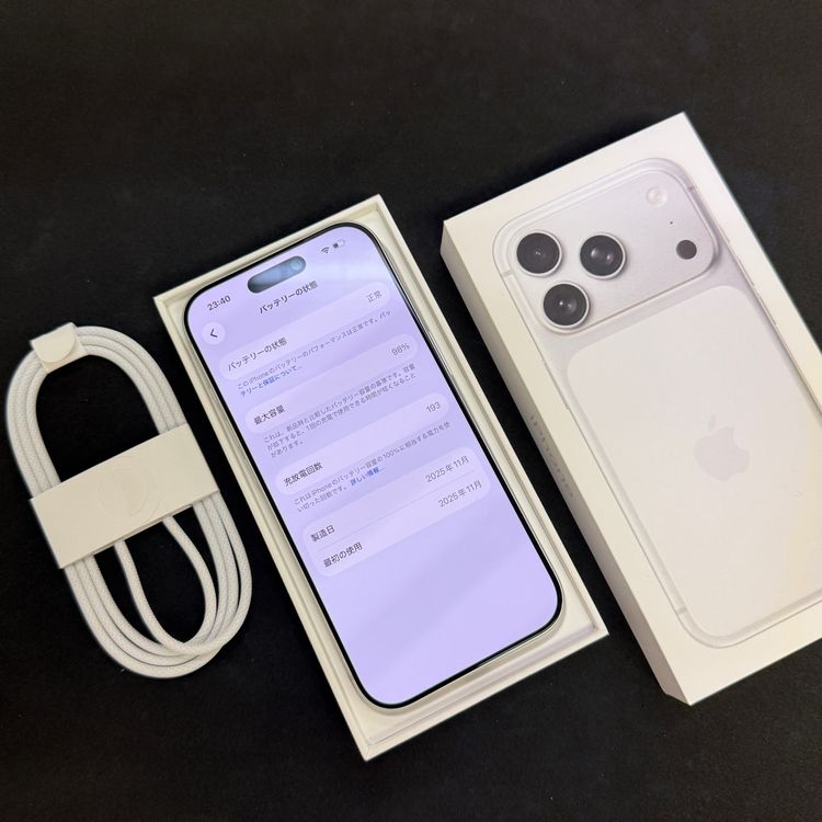 �Хåƥ꡼98% iPhone 17Pro 256GB ����С� Apple�� SIM�ե꡼
