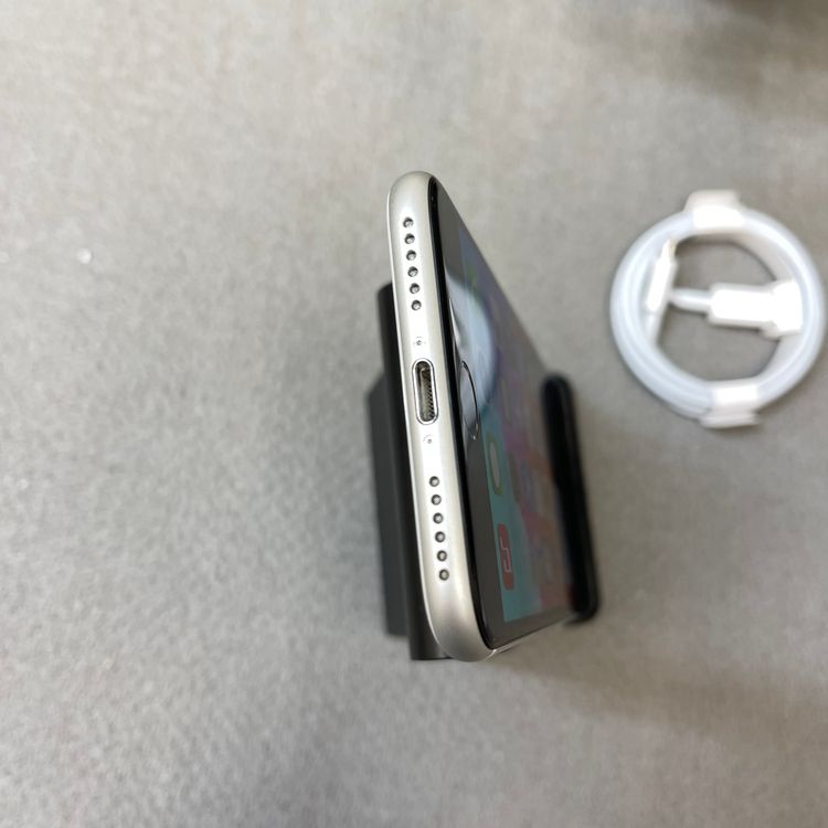 iPhone SE2 64Gb �ۥ磻�� ������ SIM�ե꡼ ����̵�� 31242