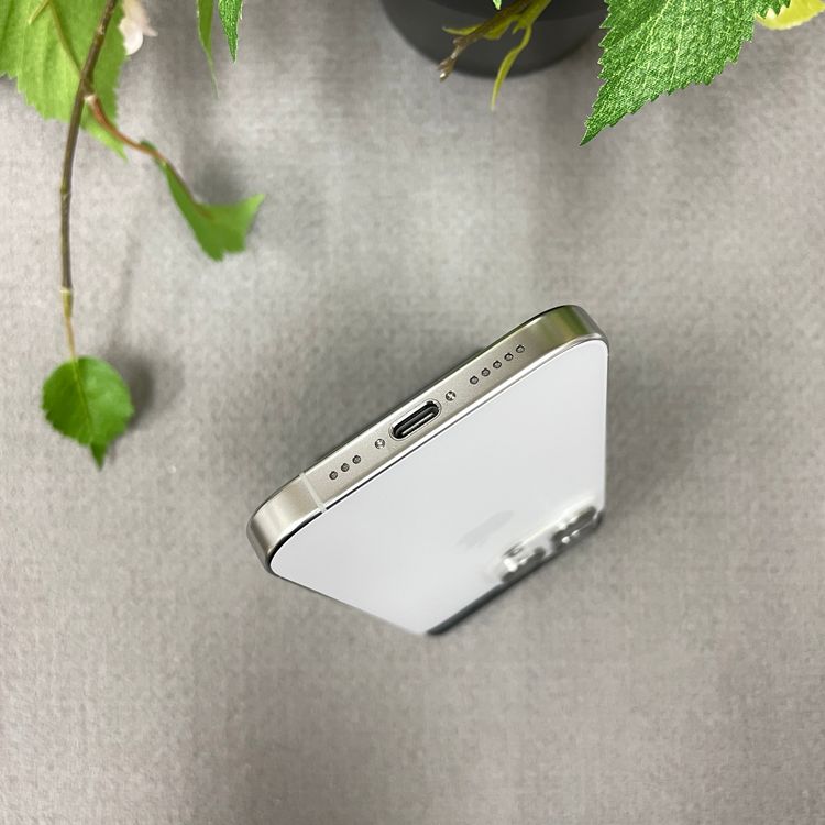 ����Ʊ�� iPhone16Pro 512GB �ۥ磻�� ������ SIM�ե꡼ ����̵��