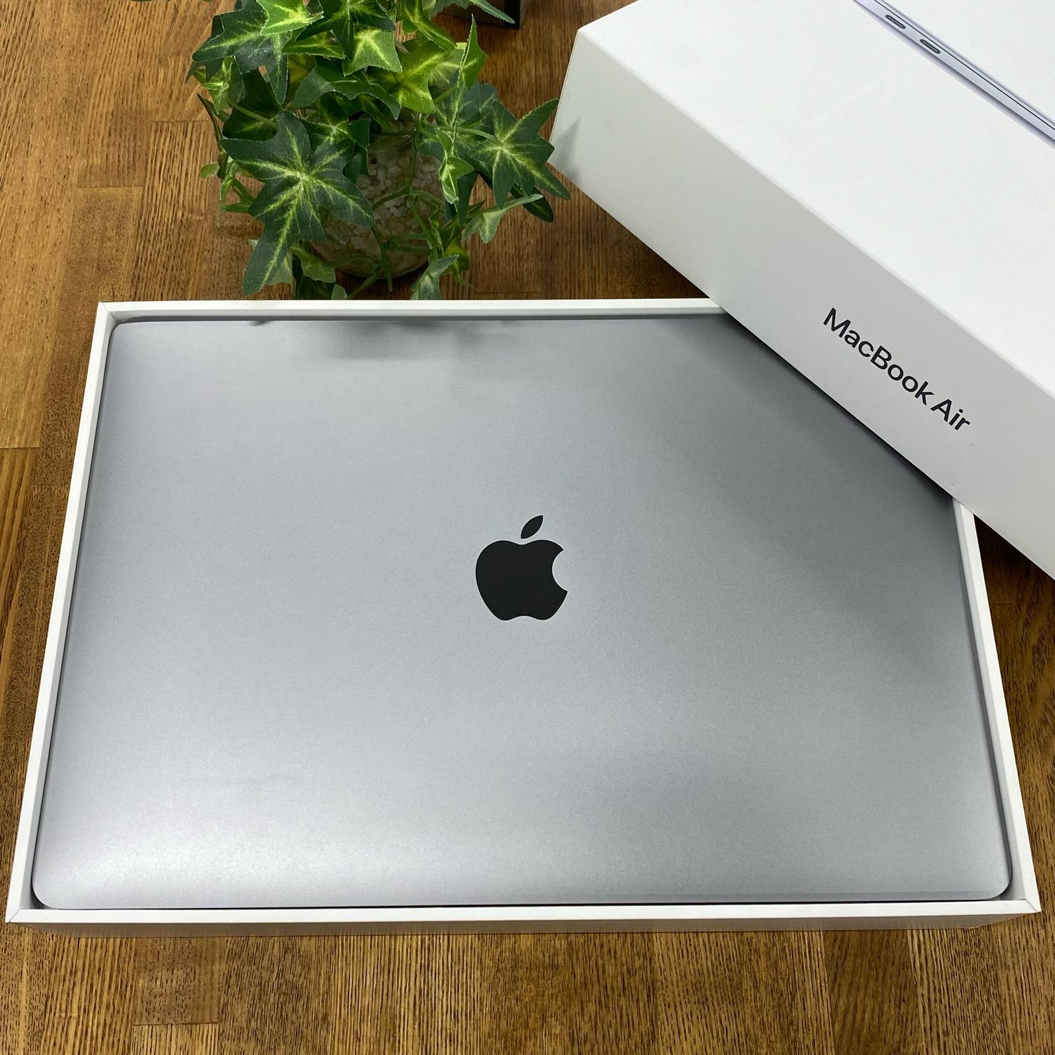 MacBook Air 2020 13インチ スペースグレー ムスビー|MacBook Air 13インチ M1チップ スペースグレー2020年