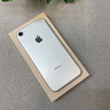 バッテリー 98% iPhone 7 32GB シルバー国内版 SIMフリー送料無料
