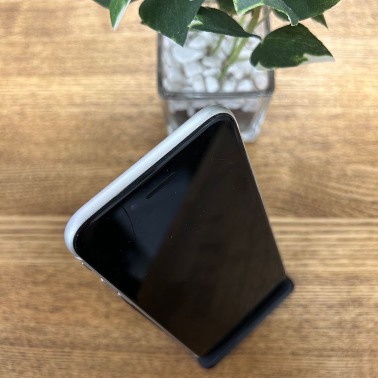 iPhone SE2 64GB �ۥ磻�� ������ SIM�ե꡼ ����̵��