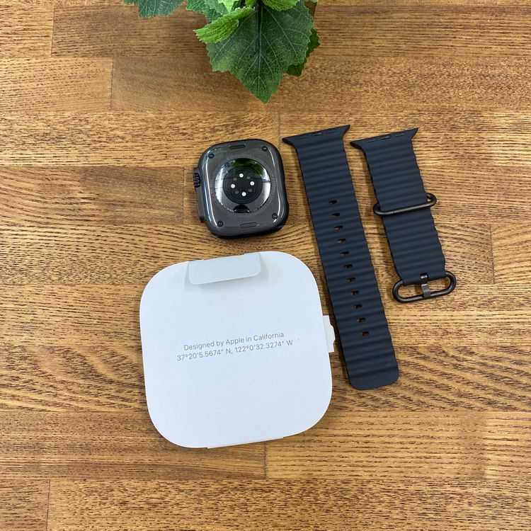 �Хåƥ꡼100%  ����Ʊ�� Apple Watch Ultra3 49mm ����̵��