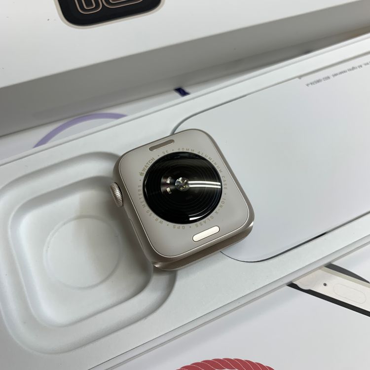 ����Ʊ�� Apple Watch SE 3 - 40mm MEH34J/A GPS��ǥ�