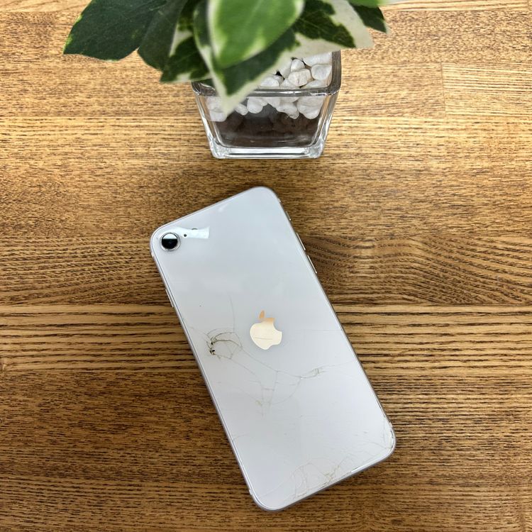 iPhone SE2 64GB �ۥ磻�� ������ SIM�ե꡼ ����̵��