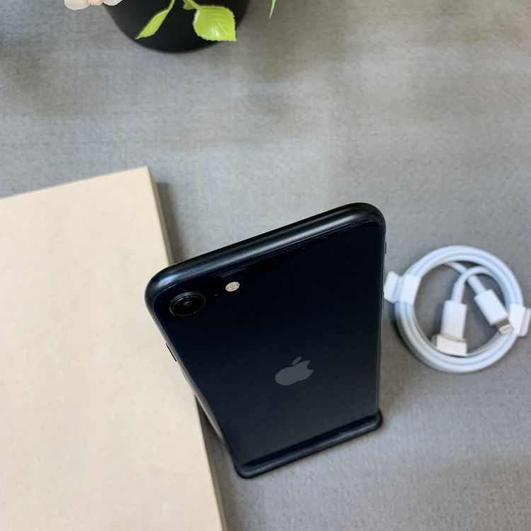 ���iPhone SE �裳���� 64GB �ߥåȥ饤�� ������SIM�ե꡼ ����̵��