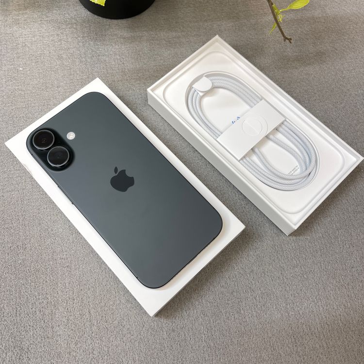 �Хåƥ꡼ 100% iPhone 17 256GB �֥�å� Apple�� SIM�ե꡼ ����̵��