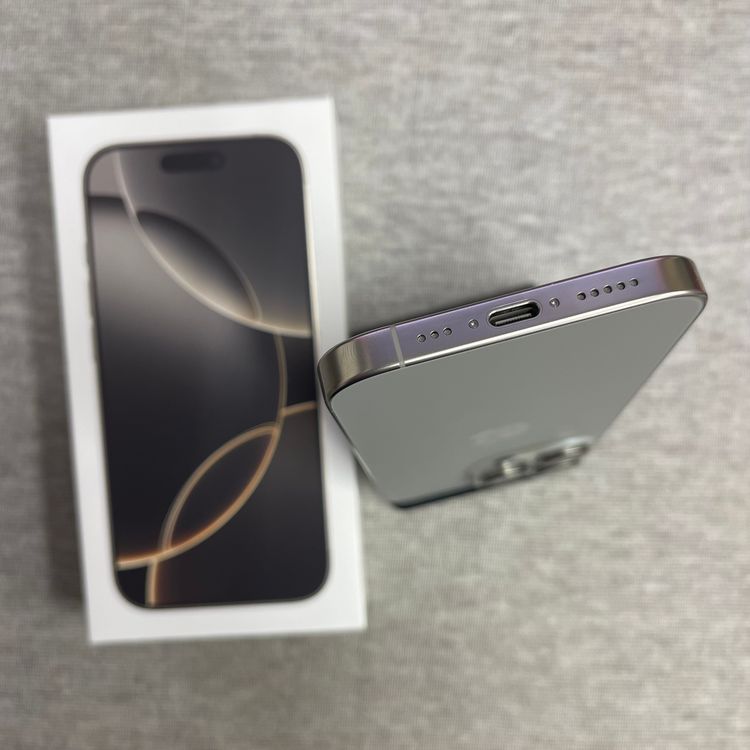 iPhone 16Pro 256GB ʥ NTTɥ  SIMե꡼