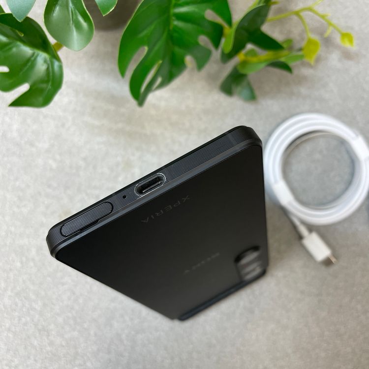 Sony Xperia 1 VI SOG13 256GB �֥�å� AU�� SIM�ե꡼����̵��