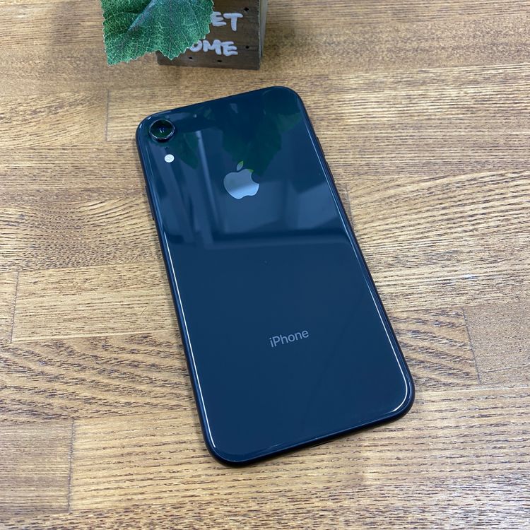 iPhone XR 64GB �֥�å� ������ SIM�ե꡼ ����̵��