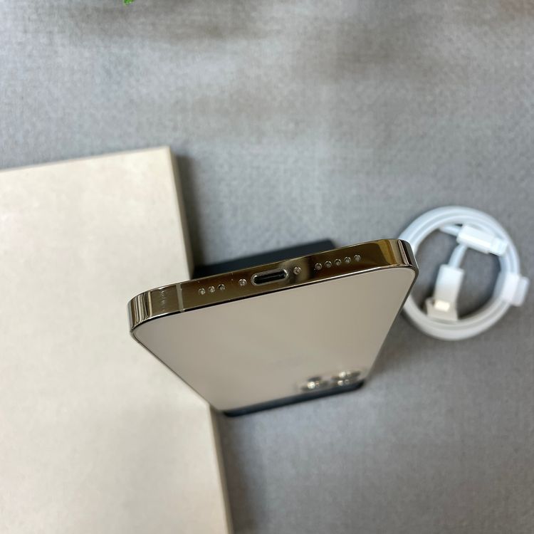 iPhone 12Pro 256GB ������� ����SIM�ե꡼ ����̵��