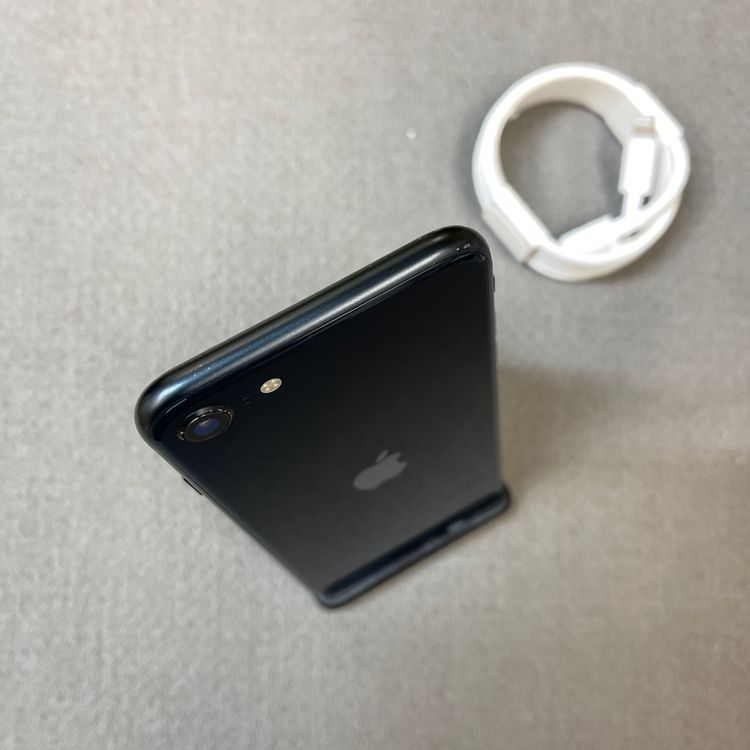 iPhone SE�裳���� 128GB �ߥåɥʥ��� ������SIM�ե꡼����̵��