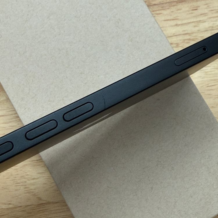 iPhone 16e 128GB �֥�å� ������SIM�ե꡼ ����̵��