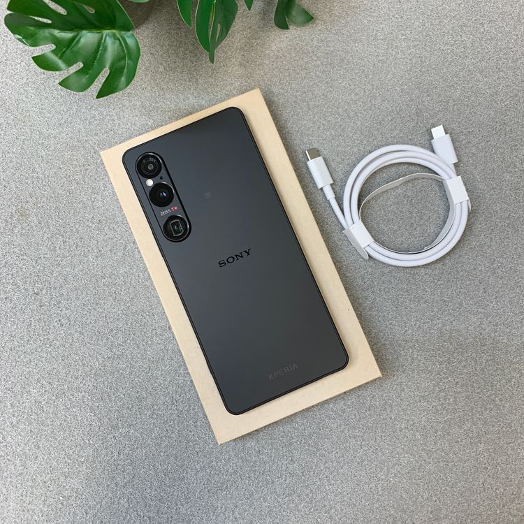 Sony Xperia 1 VI SOG13 256GB �֥�å� AU�� SIM�ե꡼����̵��