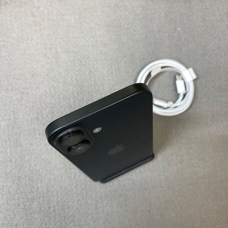 �Хåƥ꡼96% iPhone 16 128GB �֥�å� ������ SIM�ե꡼ ����̵��