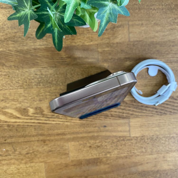 iPhone16 Pro 128GB �ǥ����� ������ SIM�ե꡼����̵��