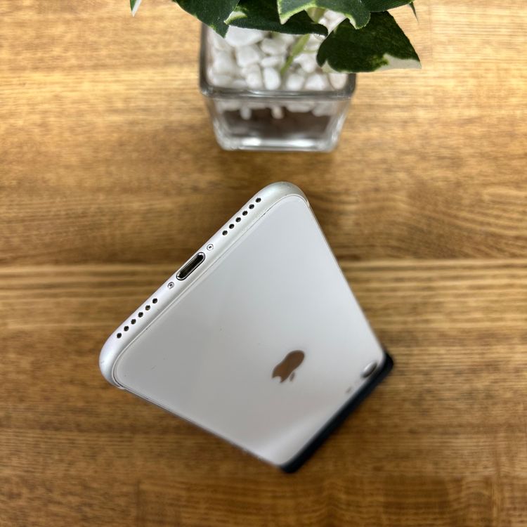iPhone SE2 64GB �ۥ磻�� ������ SIM�ե꡼ ����̵��