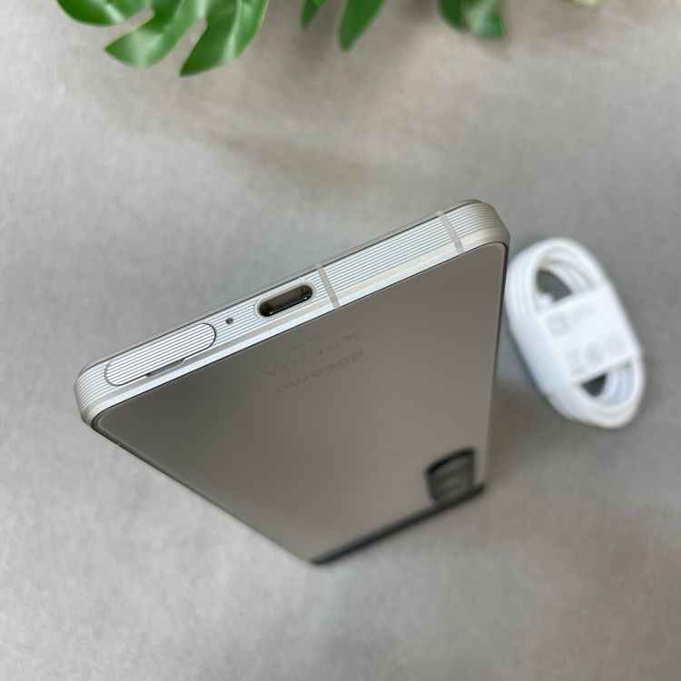Sony Xperia 1 V SO-51D 256GB ����С� �ɥ����� SIM�ե꡼����̵��