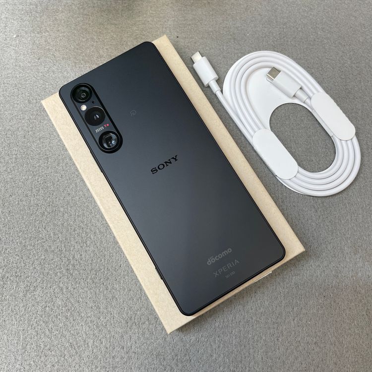 Sony Xperia 1 V SO-51D 256GB �֥�å� ������ SIM�ե꡼����̵��