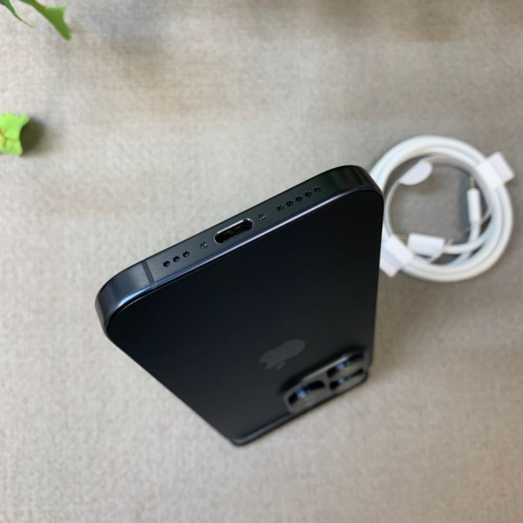 �Хåƥ꡼98% iPhone 15Pro 128GB �֥롼������ SIM�ե꡼����̵��