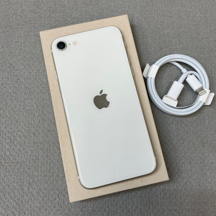 �Хåƥ꡼ 100% iPhone SE3 64GB �������饤�� ������ SIM�ե꡼ ����̵��