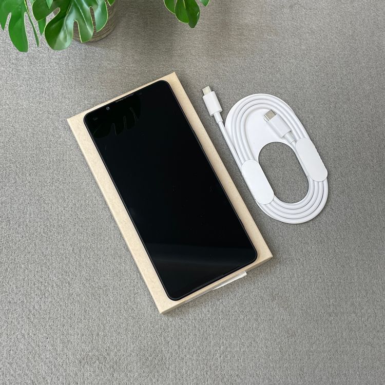 Sony Xperia 1 VI SO-51E 256GB �֥�å� ������ SIM�ե꡼����̵��