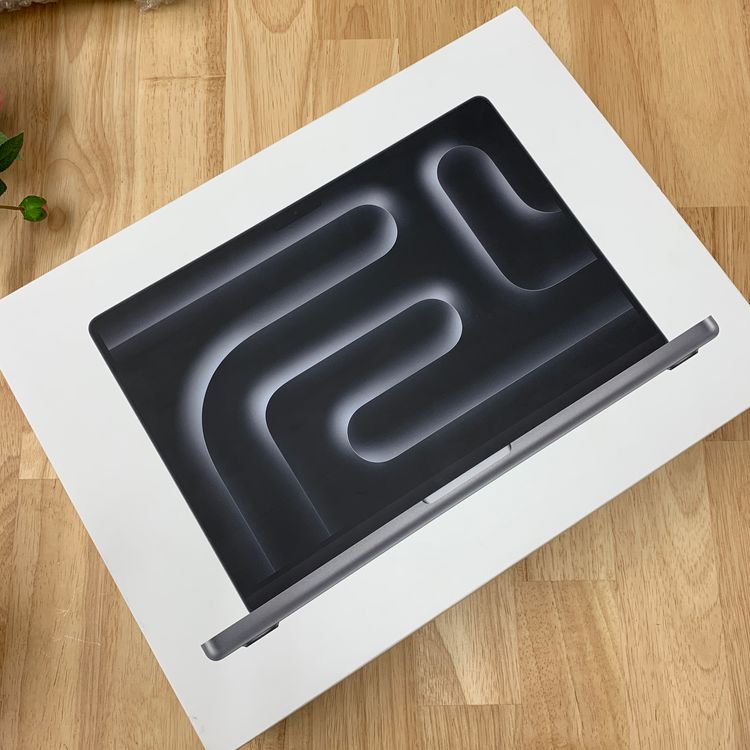 ʡ̤ MacBook Pro 14 M3 1TB ڡ졼̵ 70Q9L