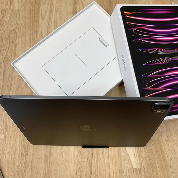 iPad Pro 第6世代 M2 12.9インチ 256GB WiFi + Cellular送料無料