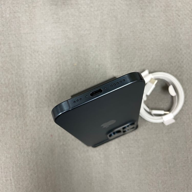 iPhone 15Pro 128GB �֥롼  ������SIM�ե꡼ ����̵��