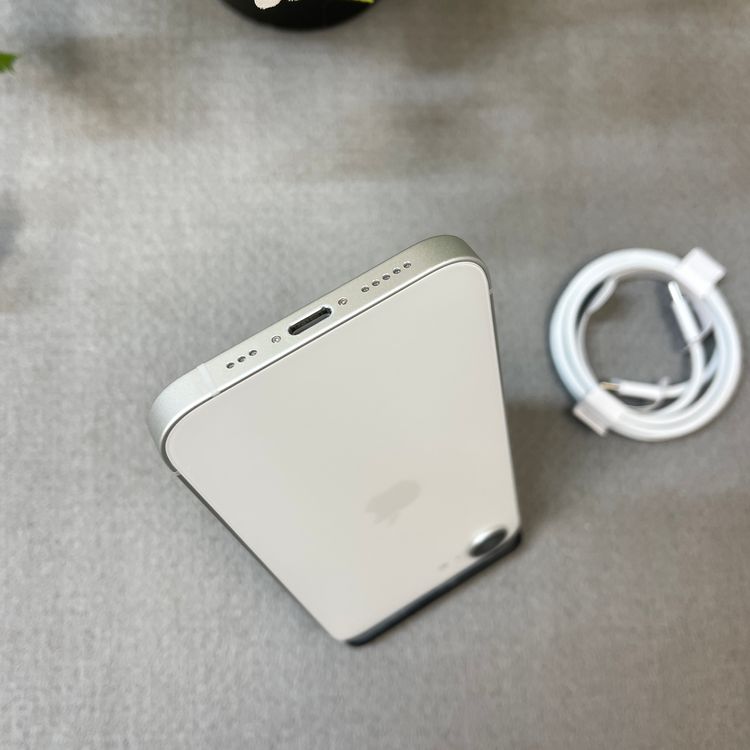 �Хåƥ꡼100% iPhone 16e 128GB �ۥ磻�� ������ SIM�ե꡼ ����̵��