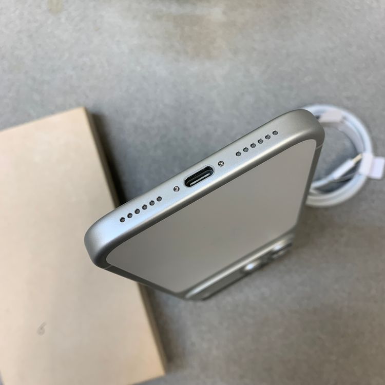 �Хåƥ꡼ 98% iPhone 17ProMax 512GB ������ SIM�ե꡼ ����̵��