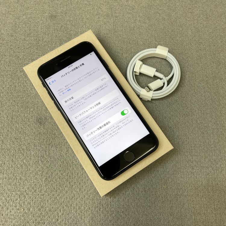 �Хåƥ꡼ 97% iPhone SE3 64GB �ߥåɥʥ��� ������ SIM�ե꡼ ����̵��