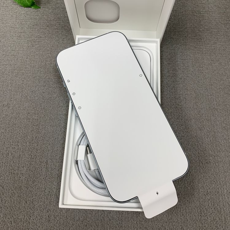 ʡ̤ iPhone15 ֥롼 128GB SIMե꡼ ̵