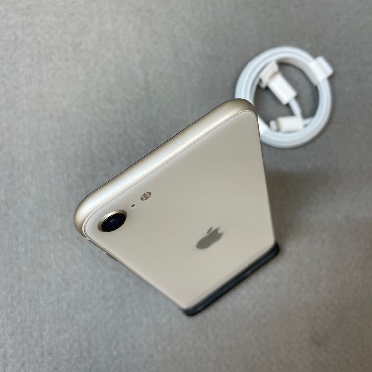 �Хåƥ꡼ 100% iPhone SE3 64GB �������饤�� ������ SIM�ե꡼ ����̵��
