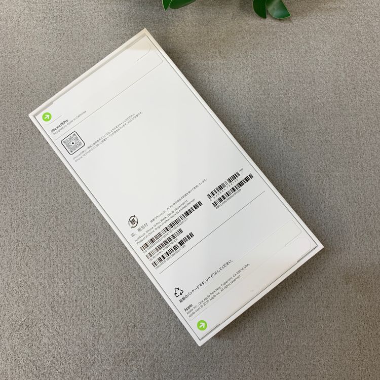 ���ʡ�̤���� iPhone 18 Pro 256GB �֥�å� Apple�� SIM�ե꡼����̵��