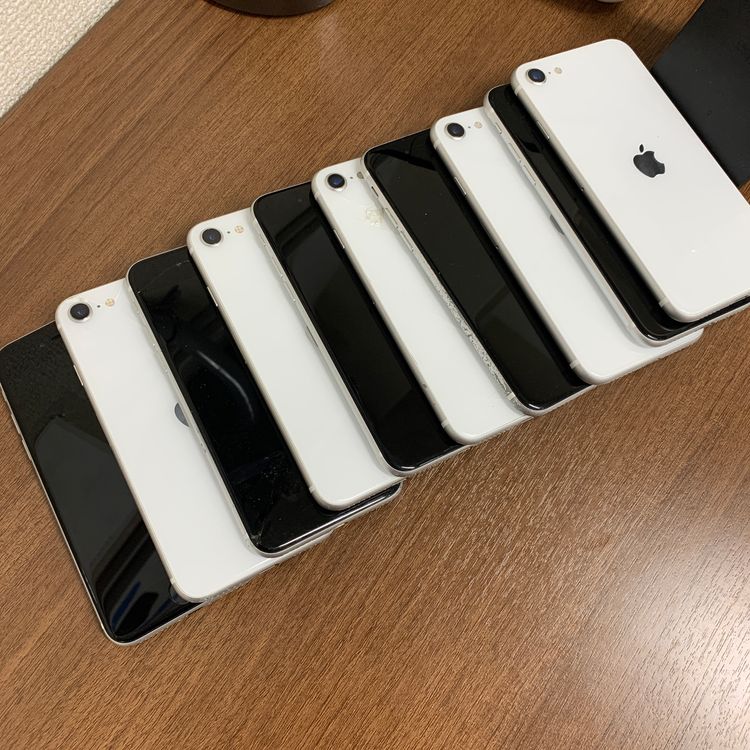 10�� ���å� iPhone SE2 64GB �ۥ磻�� ������SIM�ե꡼����̵��
