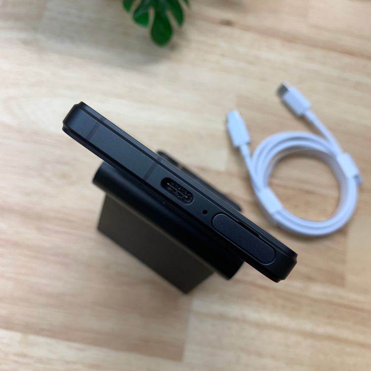 Xperia 5 V SO-53D 128GB �֥�å� �ɥ����� SIM�ե꡼ ����̵��