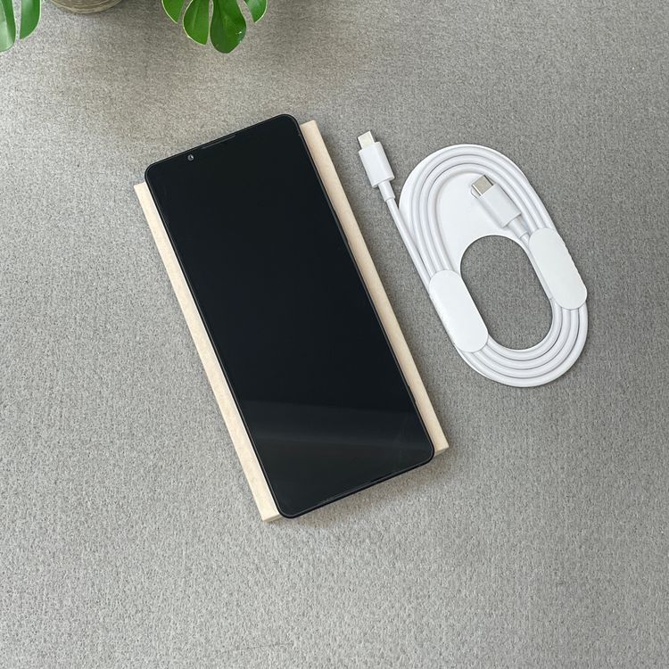 Sony Xperia 1 V SO-51D 256GB �֥�å� ������ SIM�ե꡼����̵��