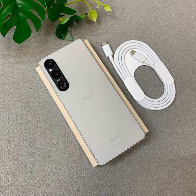 Sony Xperia 1 V SO-51D 256GB ����С� �ɥ����� SIM�ե꡼����̵��