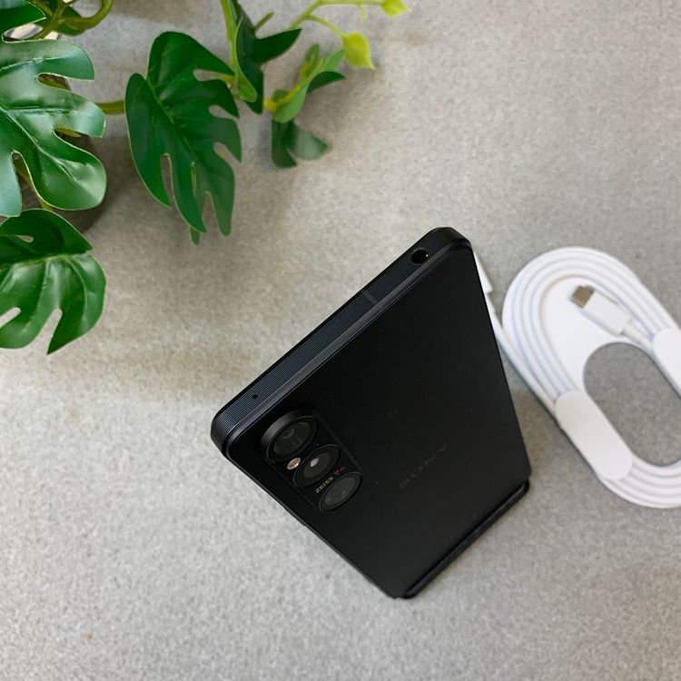Sony Xperia 1 VI SO-51E 256GB �֥�å� �ɥ����� SIM�ե꡼����̵��