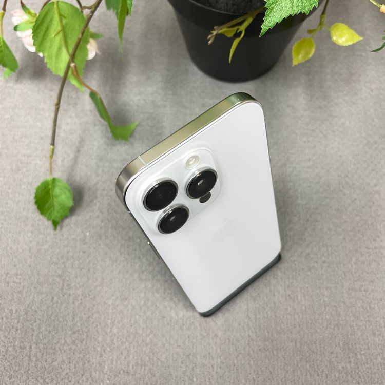 ����Ʊ�� iPhone16Pro 512GB �ۥ磻�� ������ SIM�ե꡼ ����̵��