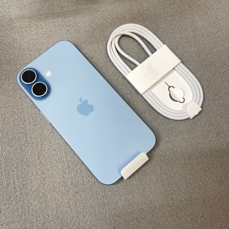 ���ʡ�̤���� iPhone17 256GB �ߥ��ȥ֥롼 ����SIM�ե꡼ ����̵��