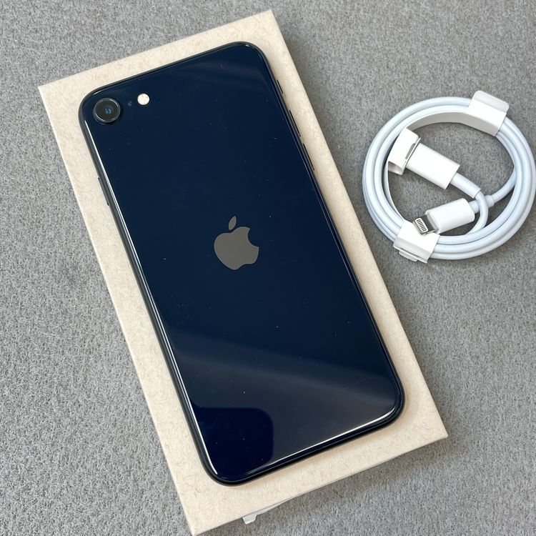 �Хåƥ꡼ 97% iPhone SE3 64GB �ߥåɥʥ��� ������ SIM�ե꡼ ����̵��
