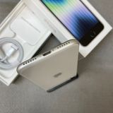 �Хåƥ꡼ 98% iPhone SE3 64GB �������饤�� ������ SIM�ե꡼ ����̵��