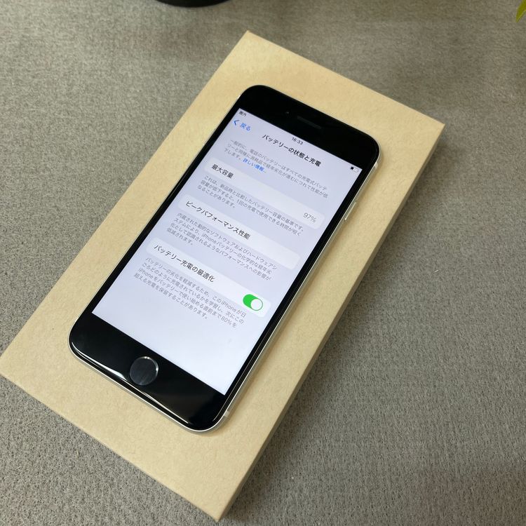 �Хåƥ꡼97% iPhone SE2 64Gb �ۥ磻�� ������SIM�ե꡼ ����̵�� 82254