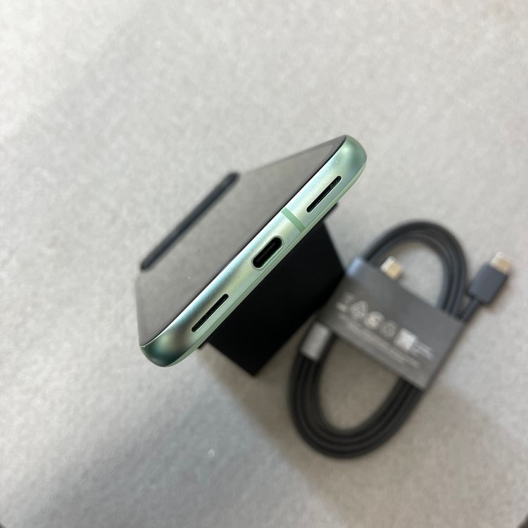 �Хåƥ꡼90�� Google Pixel 8a 128Gb Aloe ������ SIM�ե꡼