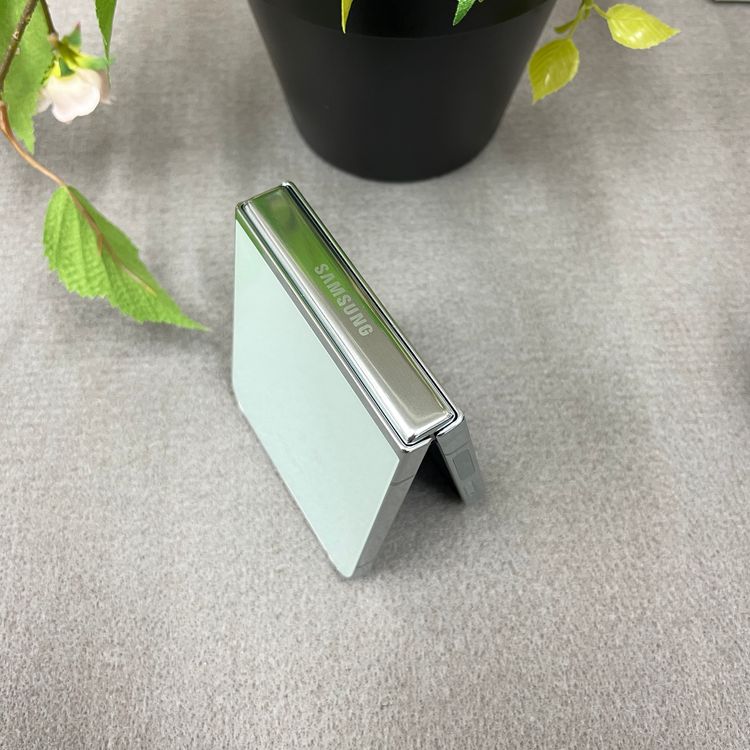 Ʊ Galaxy Z Flip5 256GB ߥ SIMե꡼ ̵