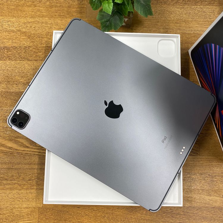 �Хåƥ꡼98��iPad Pro 12.9����� M1 256GB Wi-Fi + Cellular