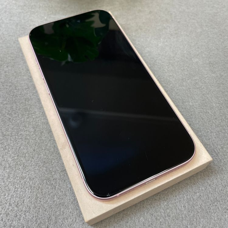 �Хåƥ꡼ 88�� iPhone15 128GB �ԥ� ������ SIM�ե꡼ ����̵��