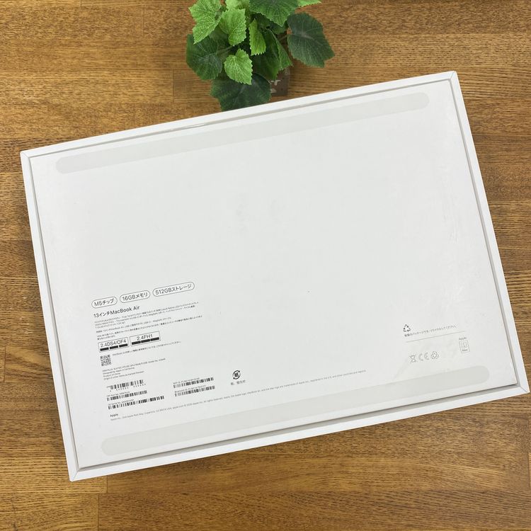 ���ʡ�̤���� MacBook Air 13.6����� M5 512Gb ����С� ����̵��
